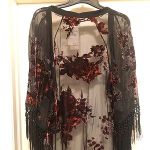 Melrose and Market Shawl